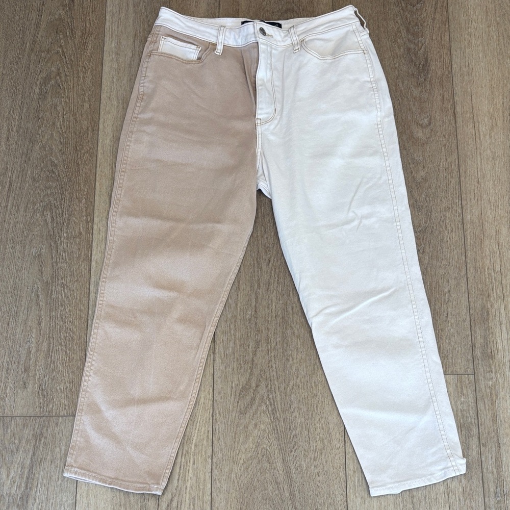 Hollister Two-Tone Beige and White Jeans